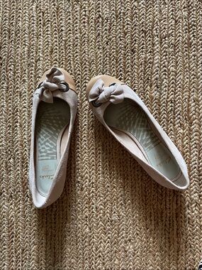 Clarks Women's Blush Bow-Tie Ballet Flats